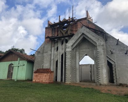 Obras da nova Capela de Faxinal dos Correas